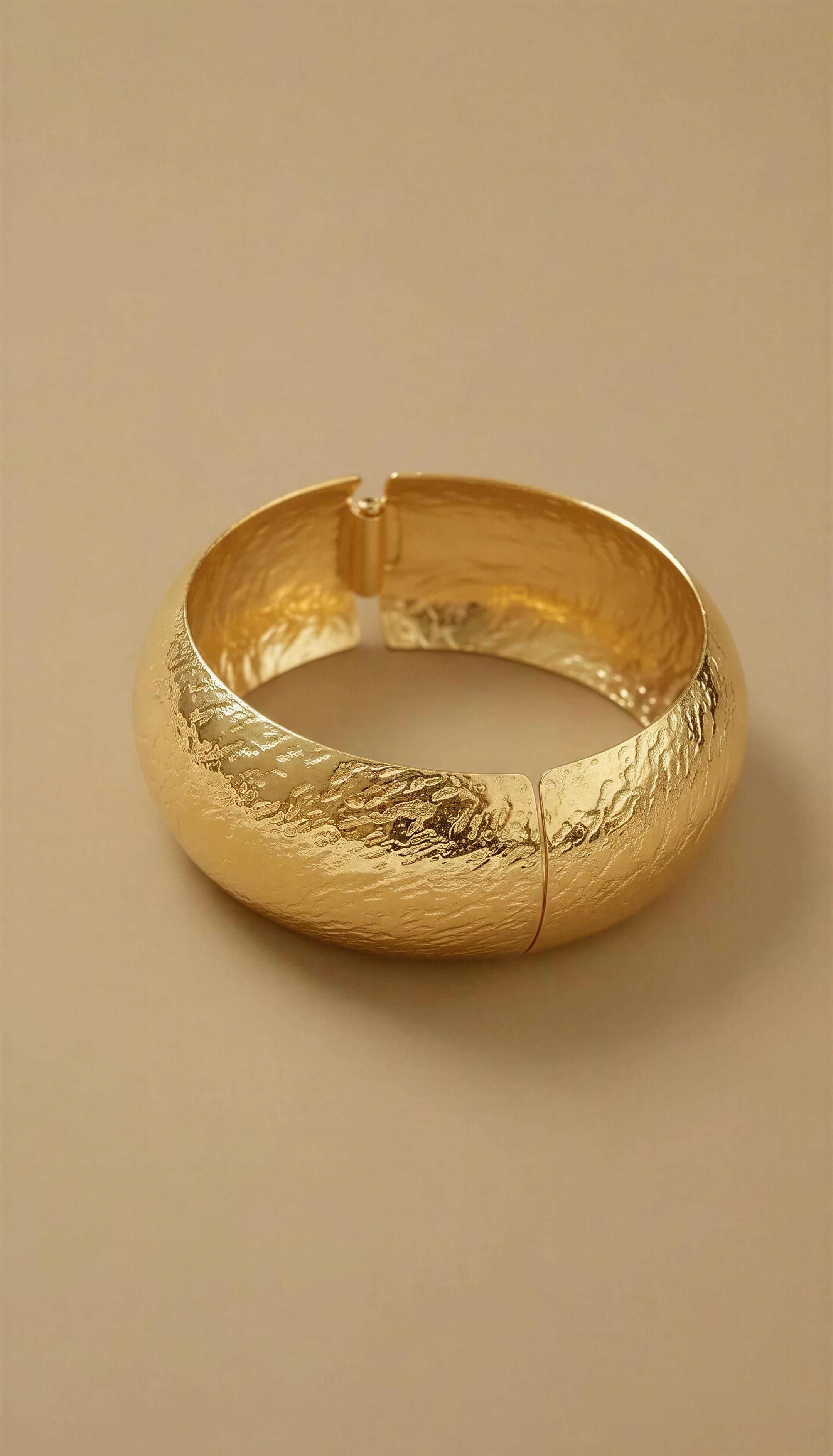 Lumiere Cuffs
