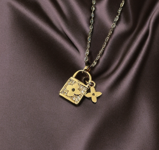 Lucky lock ✨ necklace